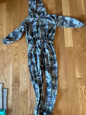 Love Squared Girl Kids Hooded 2-piece Zip up Sweatsuit Lounge Pants Size 10